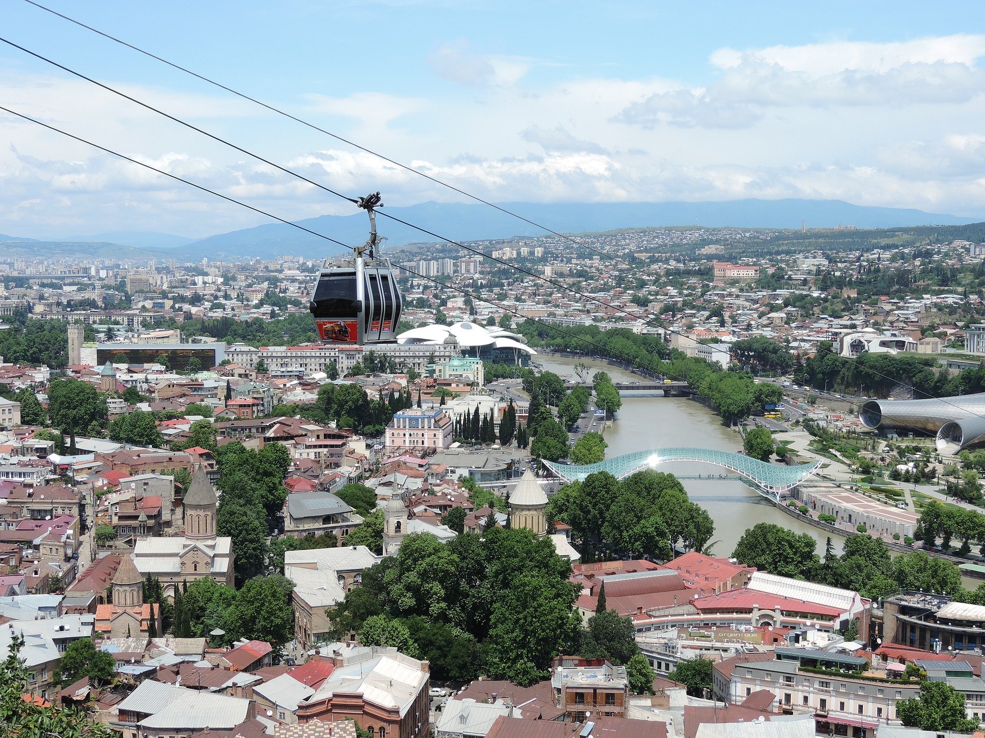 La OMT firma la Declaración de Tbilisi para un turismo sostenible