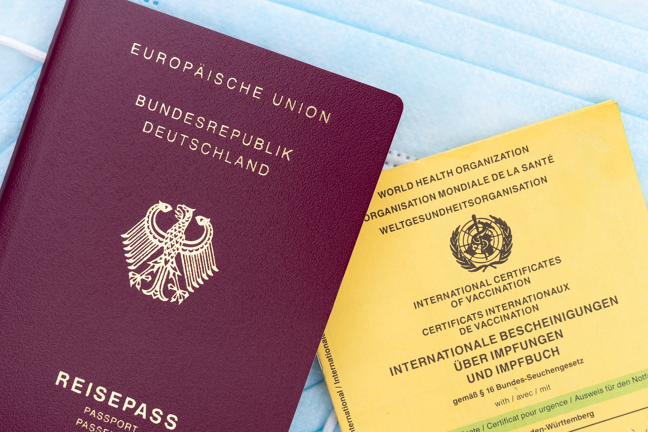 el-consejo-europeo-prorroga-el-pasaporte-covid-hasta-julio-de-2023-dti