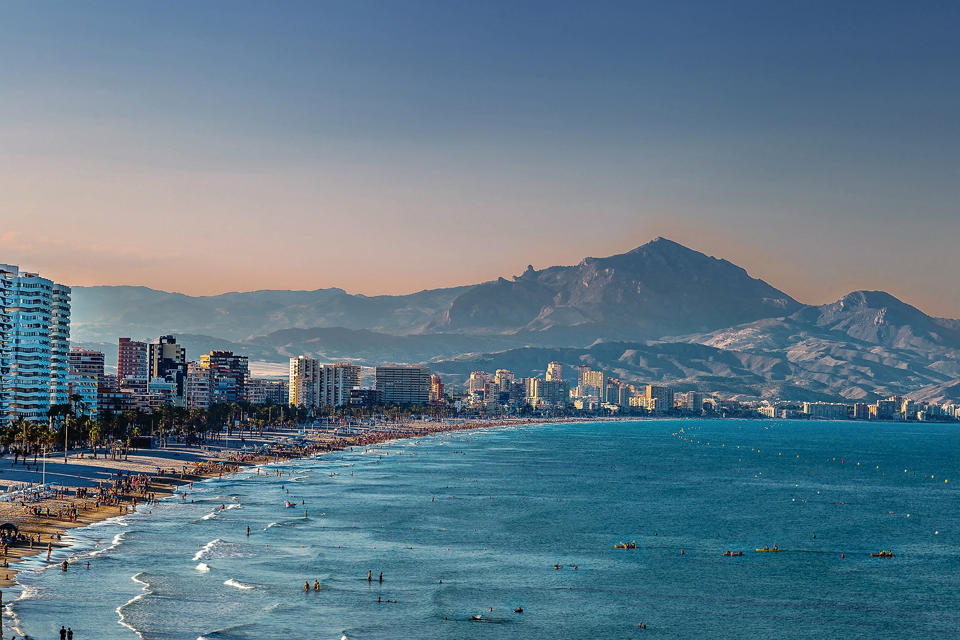 Alicante invertirá casi tres millones de euros en desarrollar proyectos de smart city