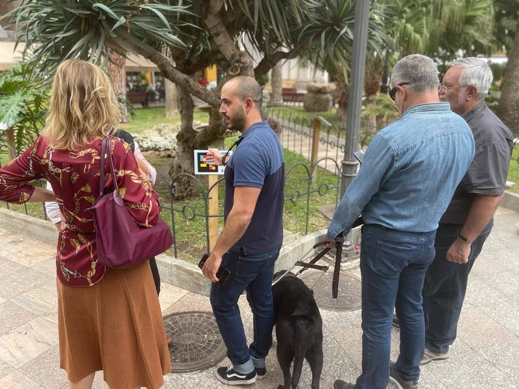 EL AYUNTAMIENTO PONE EN MARCHA UN RECORRIDO TURÍSTICO PARA PERSONAS CON DISCAPACIDAD VISUAL