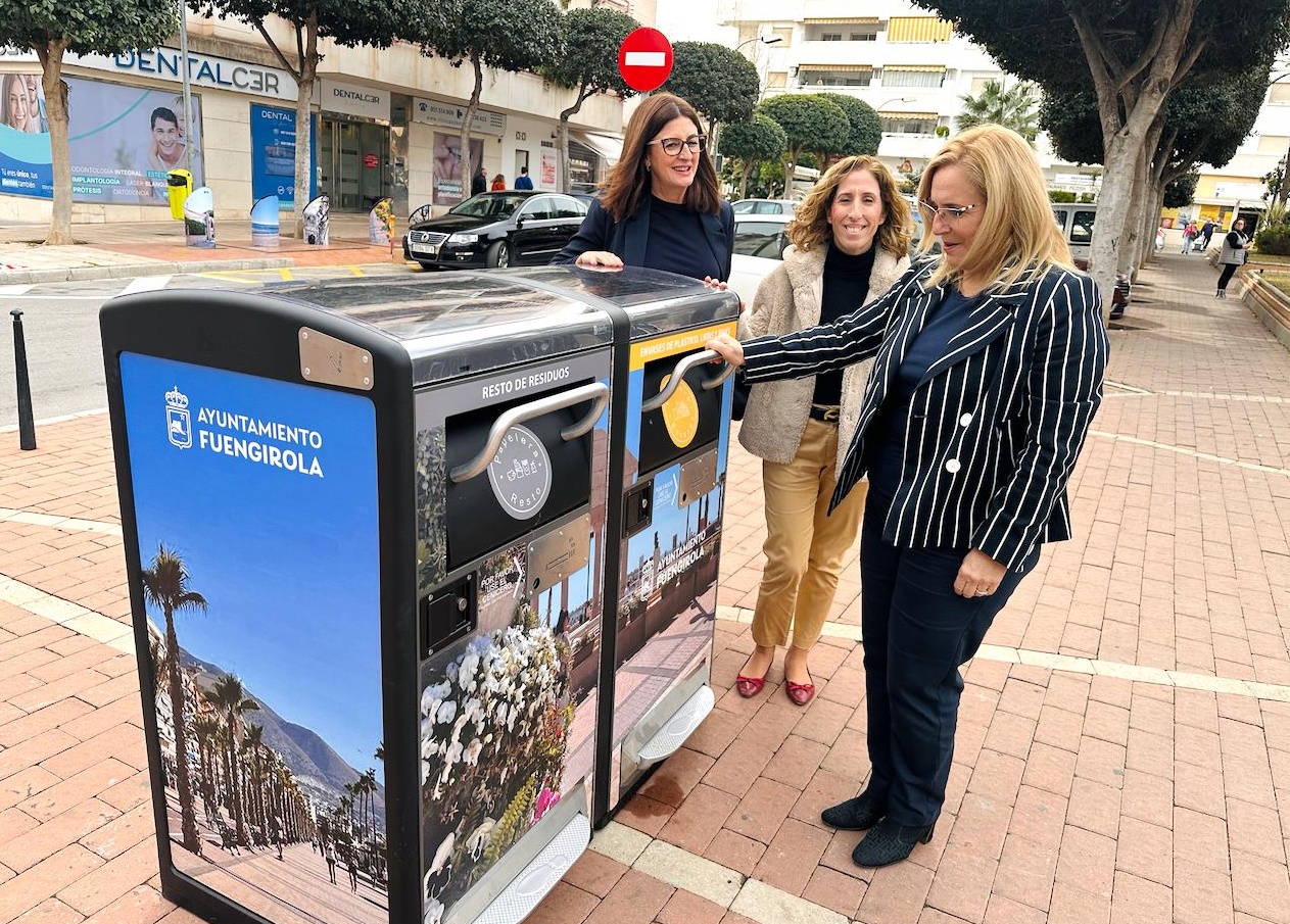 El Ayuntamiento de Fuengirola instala papeleras inteligentes para optimizar el servicio de recogida de residuos