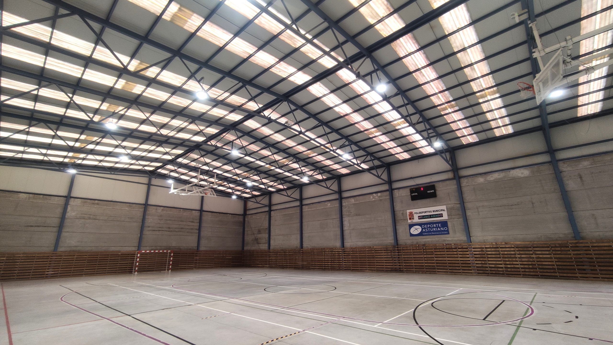 En la Mancomunidad de la Comarca de la Sidra, el centro Deportivo-Ferial de Bimenes «Melanio Asensio» ya es energéticamente eficiente