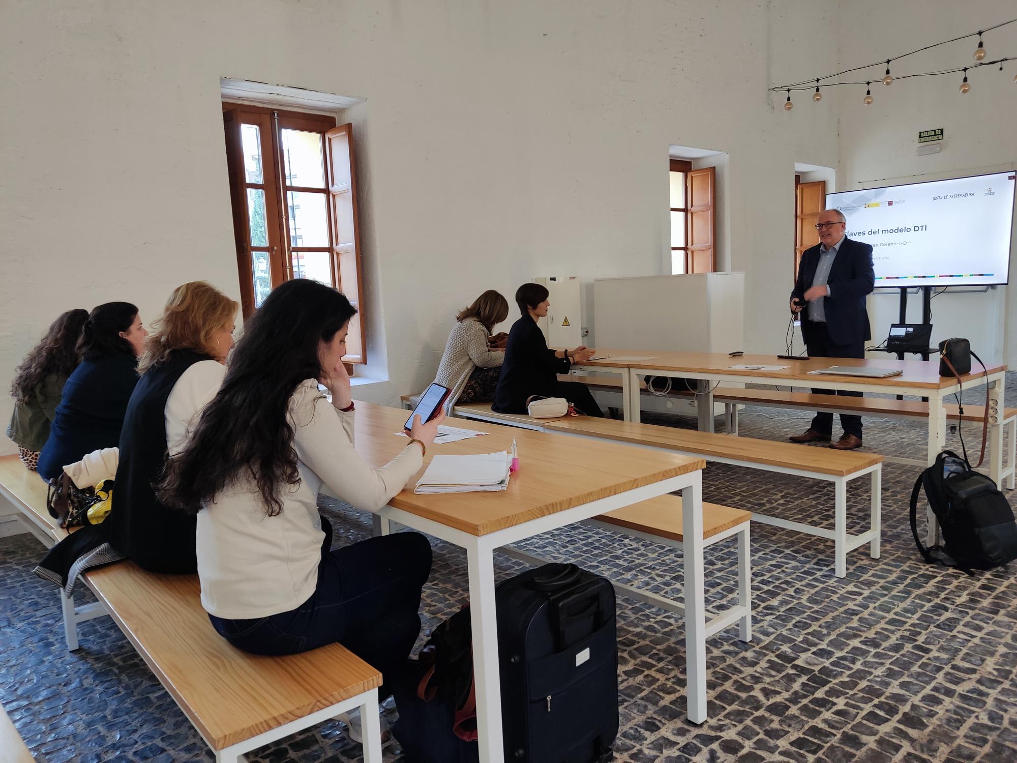 SEGITTUR finaliza los trabajos relativos al impulso del modelo DTI en Extremadura durante el año 2024