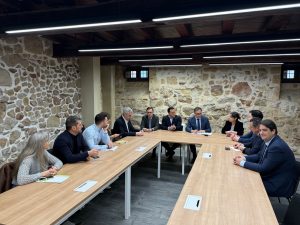 > Ayuntamiento y Asociación de Empresarios de Hostelería acuerdan poner en marcha proyectos conjuntos para incrementar el atractivo de Salamanca en los meses con menor demanda turística