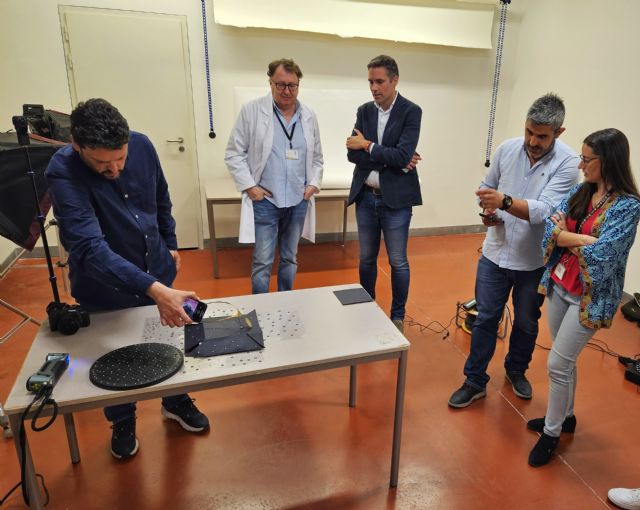 El Ayuntamiento de Caravaca digitaliza en el Museo Arqueológico Nacional el Centauro de Los Royos y la Diadema de La Encarnación para crear clones de las piezas