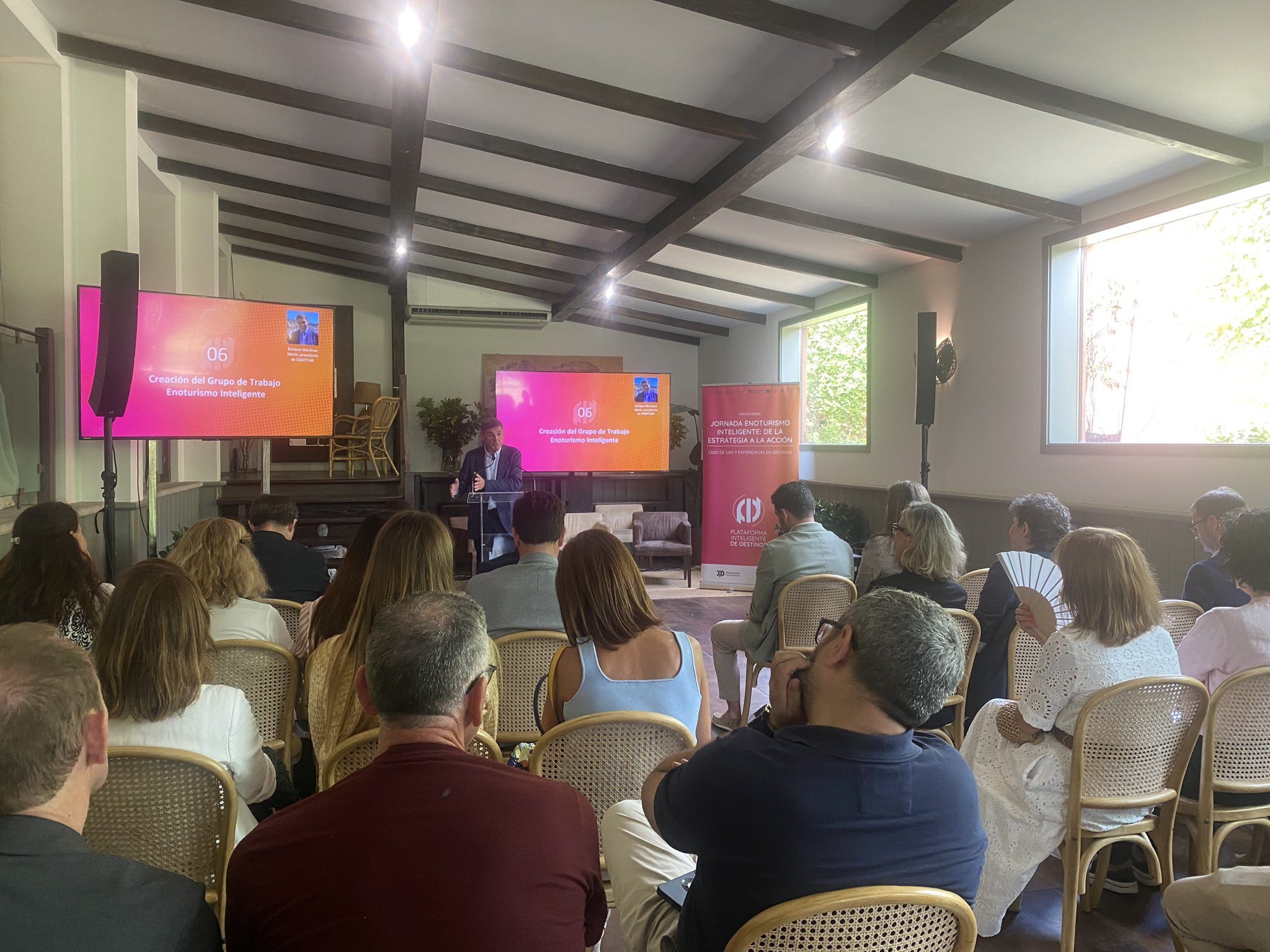 Constituido grupo de trabajo de Enoturismo Inteligente que impulsará la gestión del turismo sostenible y basada en datos