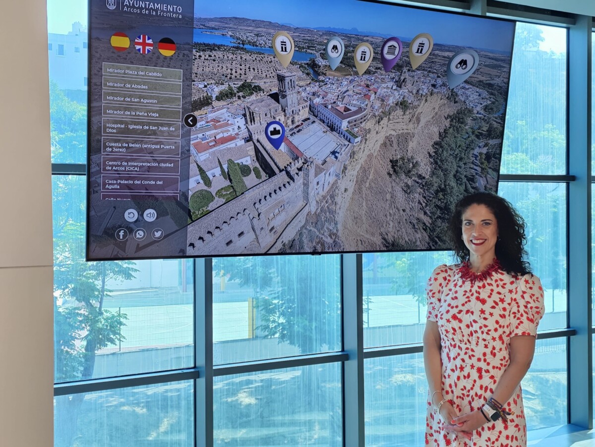 Presentado el servicio de creación y suministro de herramientas de realidad virtual para la interpretación patrimonial del centro histórico de Arcos de la Frontera