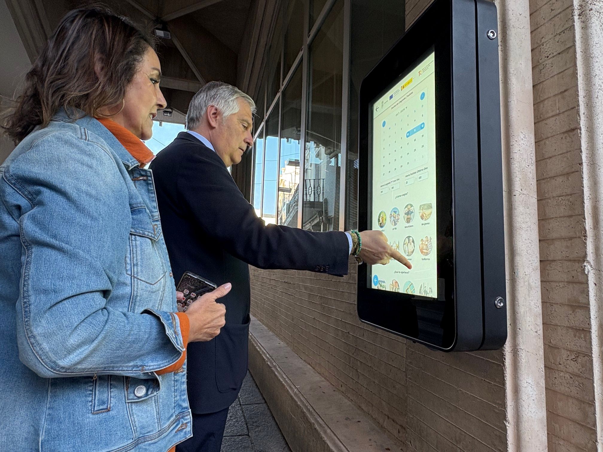 Ciudad Real a la vanguardia del turismo con la inteligencia artificial de sus nuevas pantallas interactivas