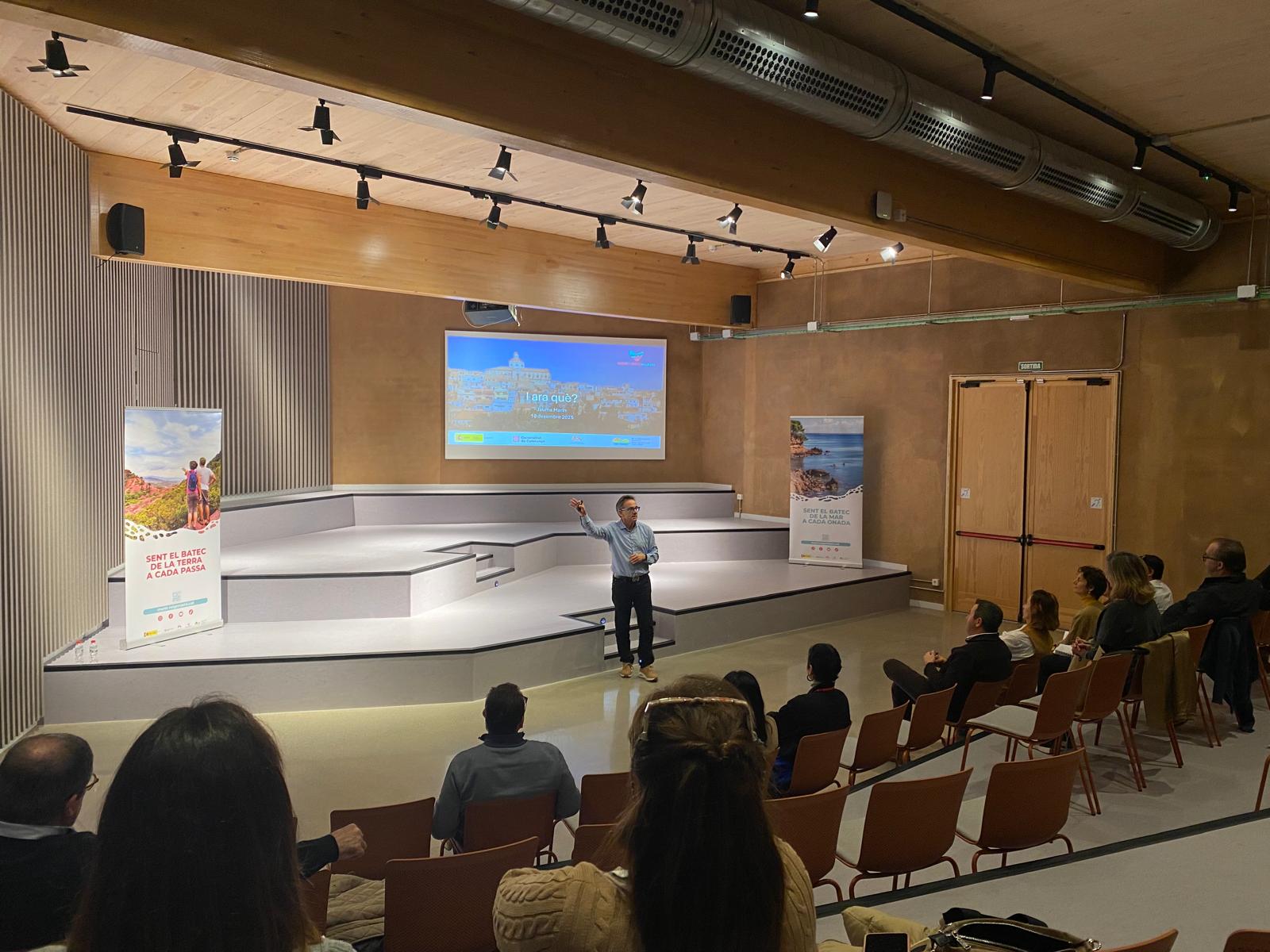 El sector turístico de Mont-roig del Camp y Miami Platja perfila las bases del nuevo Plan Estratégico de Turismo