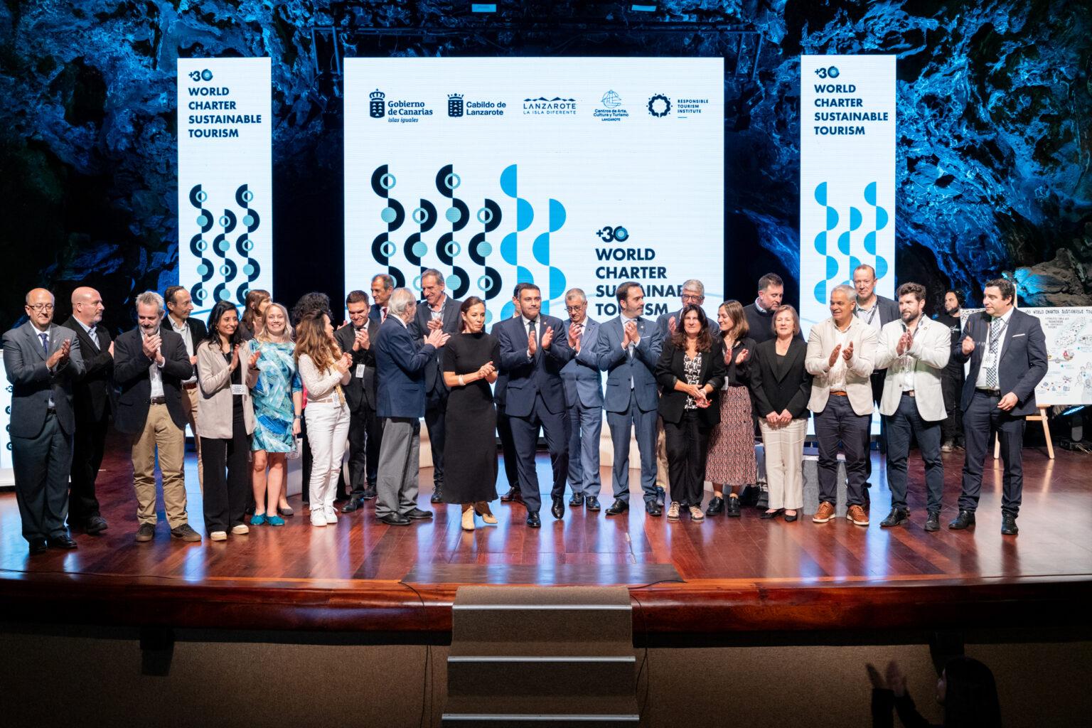 Lanzarote reafirma su liderazgo internacional en turismo sostenible tras una jornada histórica en Jameos del Agua