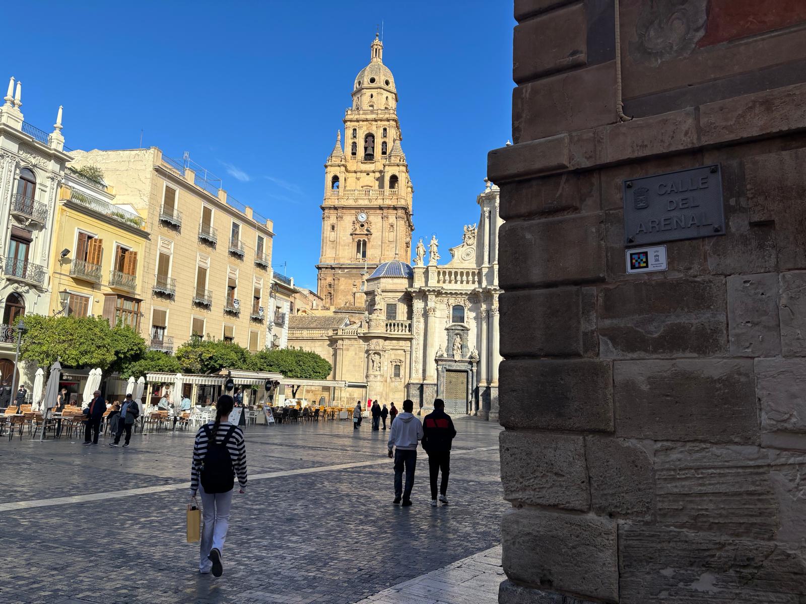 Murcia será el primer municipio en contar con placas inteligentes en todas sus calles