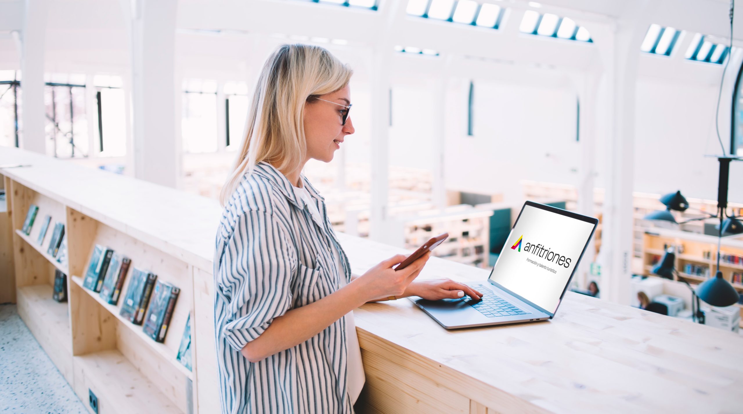 El Ministerio de Industria y Turismo presenta la nueva etapa de ‘Anfitriones’, un sistema global de aprendizaje turístico