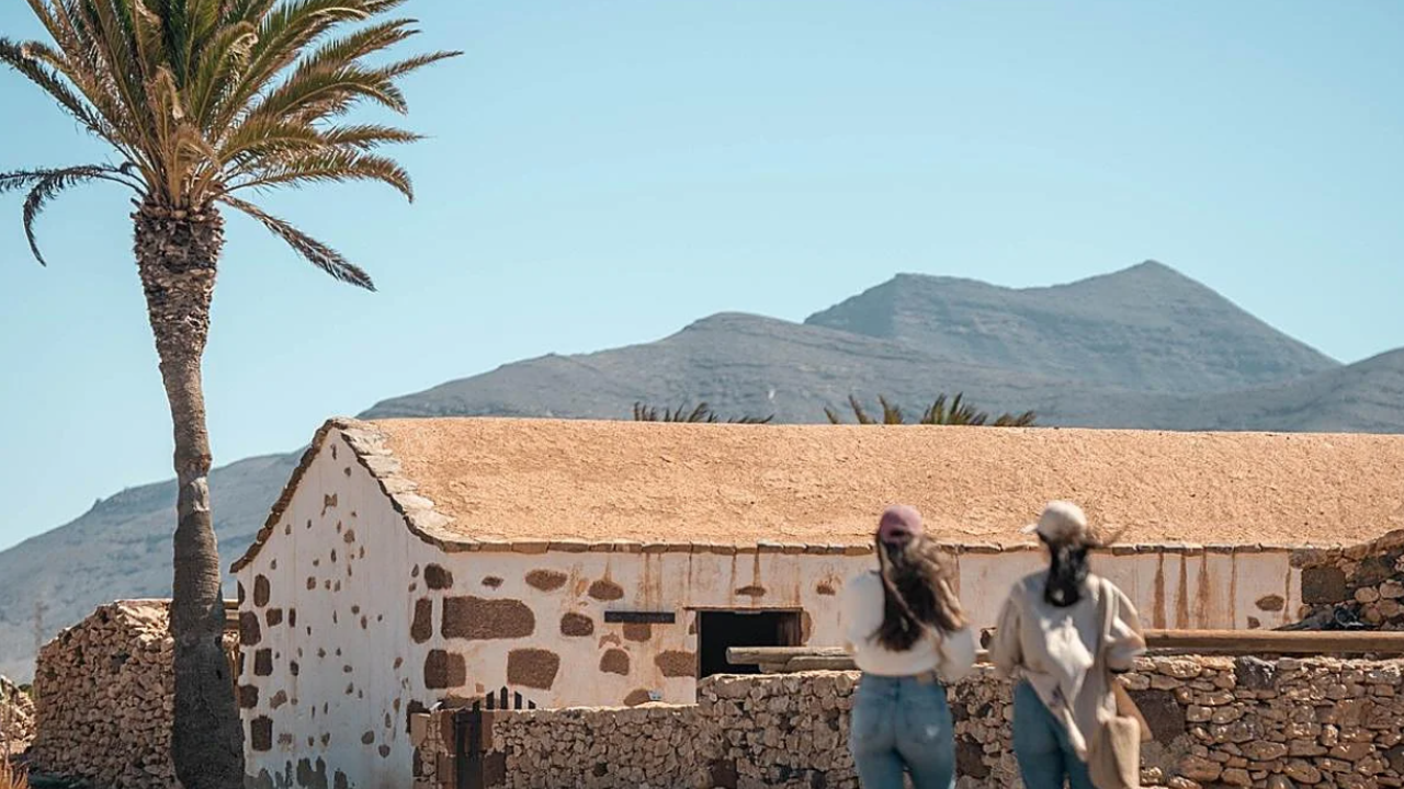 El Cabildo de Fuerteventura mejora el Ecomuseo La Alcogida con una nueva Guía Virtual Inteligente