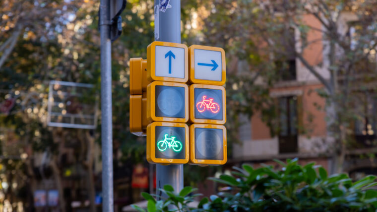 Impulso a la aplicación de la inteligencia artificial en la gestión semafórica de la ciudad de Barcelona