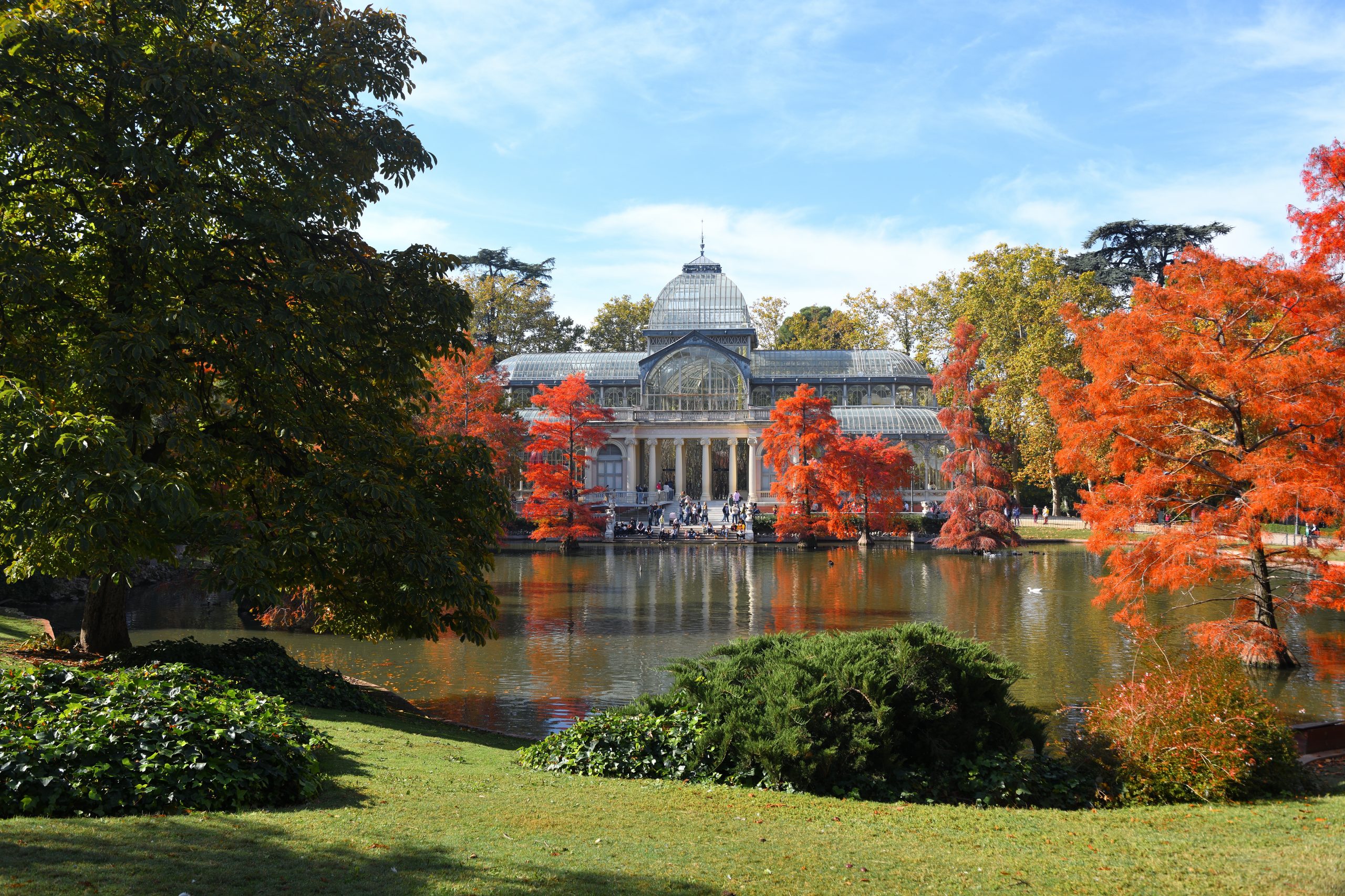 Imagen del Palacio de Cristal del parque de El Retiro
